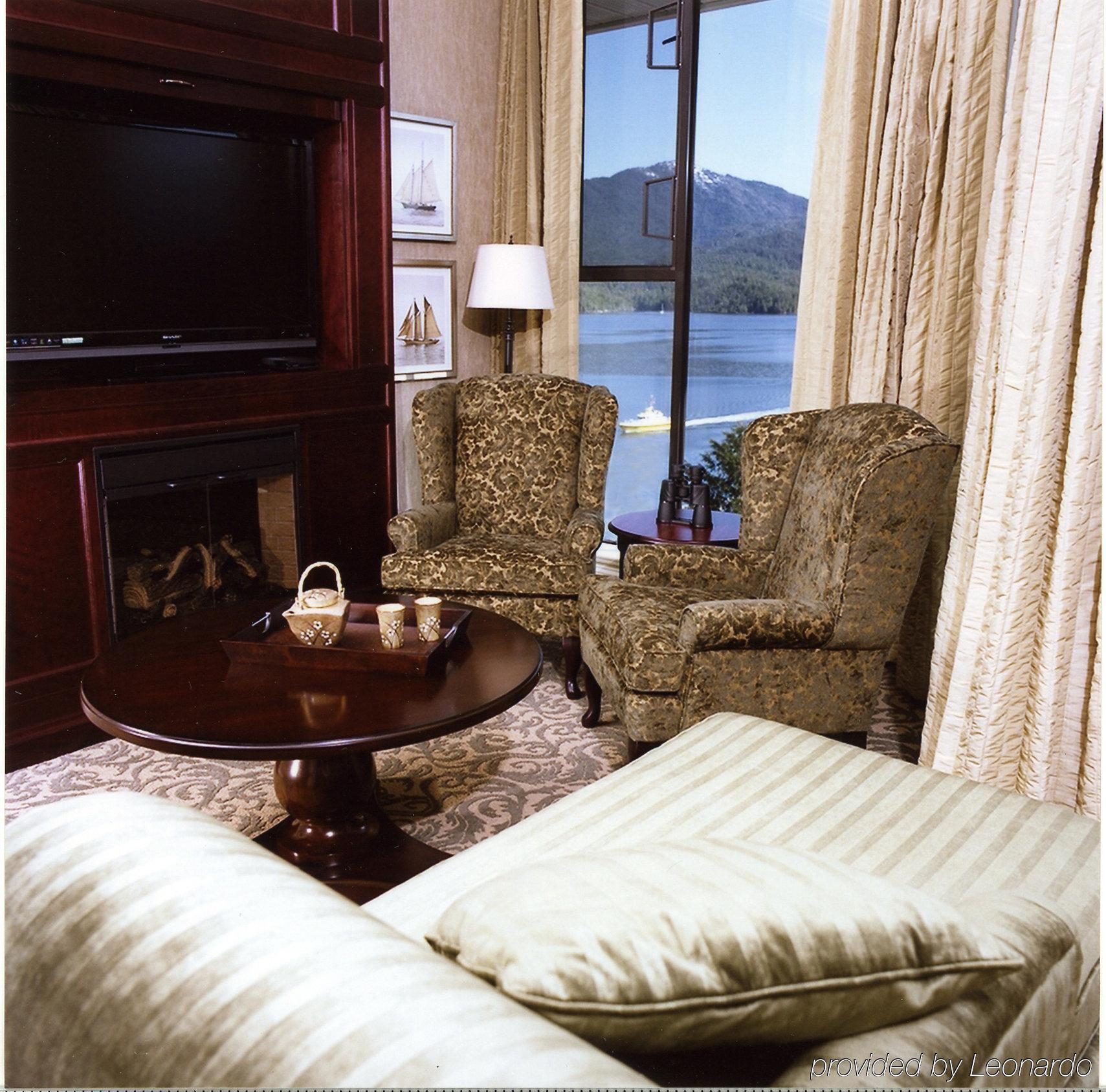 Crest Hotel Prince Rupert Extérieur photo