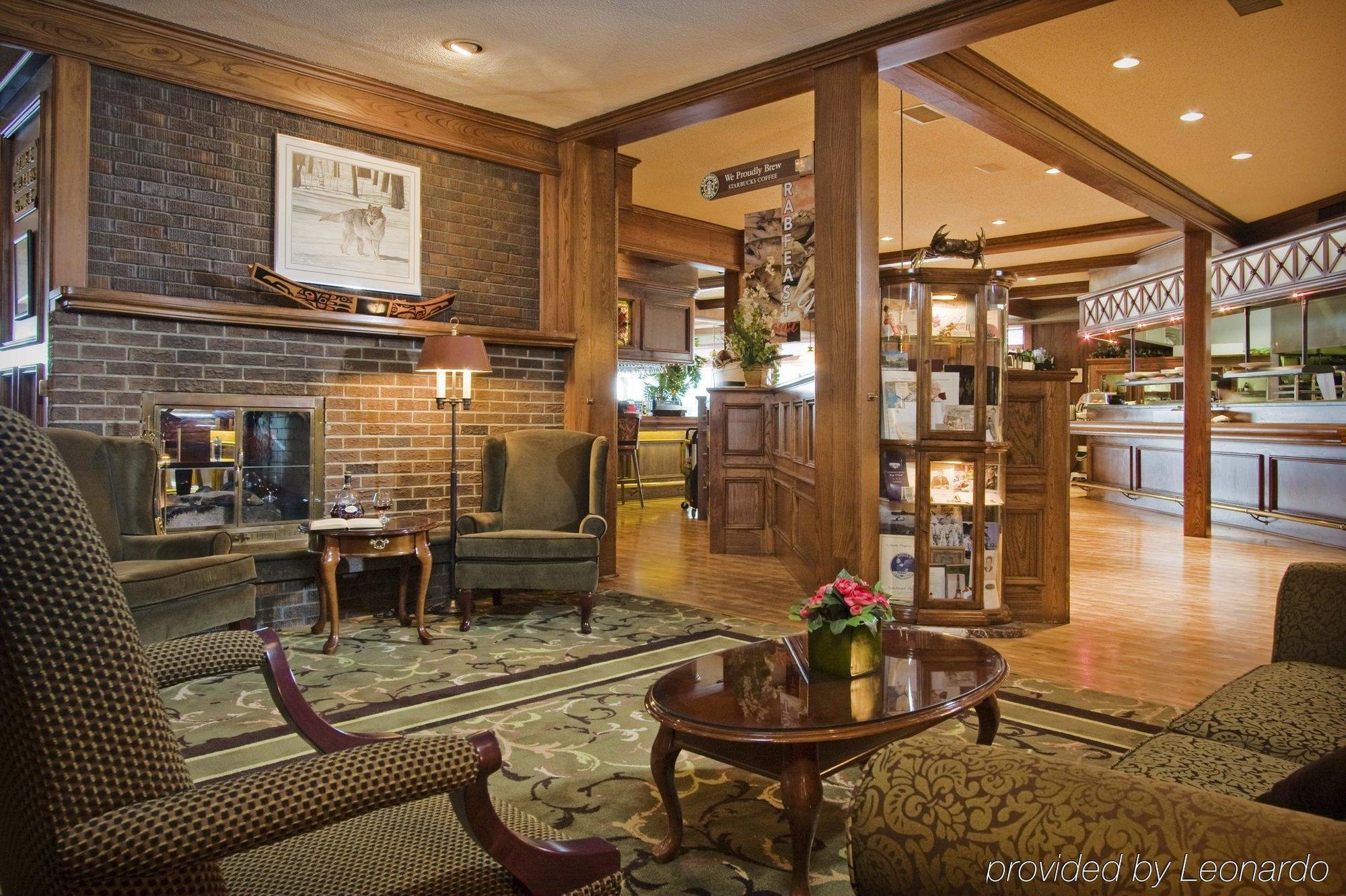 Crest Hotel Prince Rupert Extérieur photo