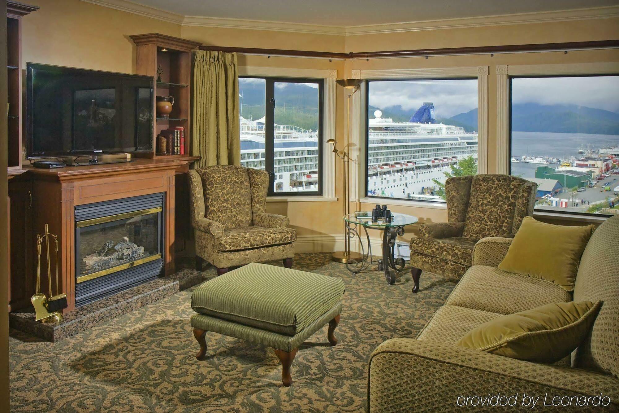 Crest Hotel Prince Rupert Extérieur photo